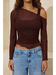 Trendyol Bluzka w kolorze brązowym rozmiar: XS. Brązowe bluzki damskie Trendyol, xs, bez wzorów, bez kołnierzyka, bez ramiączek. Za 86.99 zł.