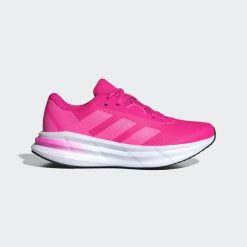 Buty Galaxy 7 Running. Brązowe obuwie sportowe damskie Adidas, bez zapięcia, do biegania. Za 239.00 zł.
