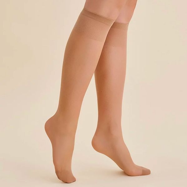 Podkolanówki Gabriella super bezuciskowe 15 den sable 2 pary. Brązowe skarpetki damskie Gabriella, bez wzorów, z elastanu. Za 13.50 zł.