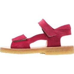 ANGULUS Sandały magenta. Fioletowe sandały chłopięce ANGULUS, z materiału, z otwartym noskiem. W wyprzedaży za 279.30 zł.