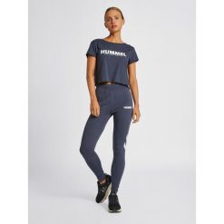 Damska koszulka crop top Hummel Legacy. Niebieskie koszulki damskie Hummel, m, bez wzorów, bez kołnierzyka, bez ramiączek. Za 91.50 zł.