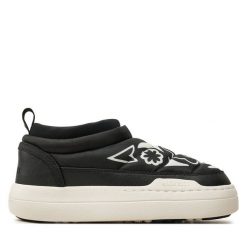 Botki Moon Boot. Czarne botki damskie Moon Boot, bez obcasa, na płaskiej podeszwie, bez zapięcia. Za 739.99 zł.