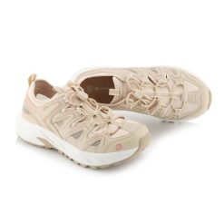 Buty terenowe letnie damskie Alpine Pro Gerote. Brązowe obuwie trekkingowe damskie Alpine Pro, z materiału, bez zapięcia. Za 209.00 zł.