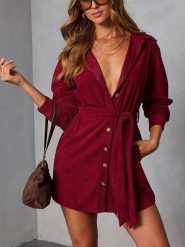 Milan Kiss Sukienka w kolorze bordowym rozmiar: M. Czerwone sukienki damskie Milan Kiss, bez wzorów, z tkaniny, bez ramiączek. Za 217.99 zł.