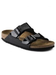 Birkenstock Klapki "Arizona" w kolorze czarnym rozmiar: 38. Czarne klapki damskie Birkenstock, bez wzorów, z otwartym noskiem, bez obcasa, bez zapięcia. Za 356.61 zł.