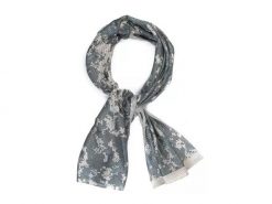 Szal maskujący z siatki MESH 155x48 cm. Brązowe szaliki damskie CAMOUFLAGE, bez wzorów, z materiału. Za 27.99 zł.