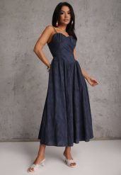 Granatowa Rozkloszowana Sukienka z Bawełny na Ramiączka Zdobiona Haftem Adozaphaura. Niebieskie sukienki damskie Renee, z aplikacjami, z bawełny, bez ramiączek. Za 169.99 zł.