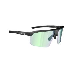 Fotochromowe okulary przeciwsłoneczne AZR Kromic Arrow RX. Czarne okulary przeciwsłoneczne damskie AZR. Za 499.00 zł.