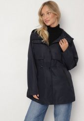 Granatowa Klasyczna Kurtka Parka z Kapturem i Ściągaczem w Pasie Cinelle. Niebieskie parki damskie Born2be, l, z jeansu, z kapturem. Za 189.99 zł.