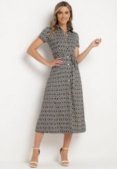Czarna Sukienka Taliowana o Koszulowym Kroju Zapinana na Guziki o Geometrycznym Wzorze Parra. Czarne sukienki damskie Born2be, bez wzorów, eleganckie, bez ramiączek. Za 189.99 zł.
