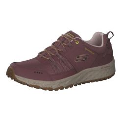 Buty SKECHERS ESCAPE PLAN Rose. Fioletowe obuwie sportowe damskie Skechers, bez zapięcia, trekkingowe, Skechers Sport. Za 404.54 zł.