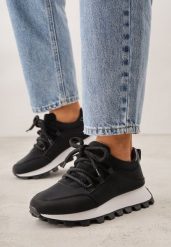 Czarne Sneakersy na Platformie Ozdobionej Tłoczeniem Zerla. Czarne obuwie sportowe damskie Renee, z jeansu, bez zapięcia. Za 109.99 zł.