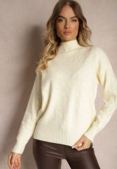 Jasnobeżowy Golf Sweter z Tłoczeniem i Ściągaczami Melovira. Brązowe golfy damskie Renee, bez wzorów, bez ramiączek. Za 99.99 zł.