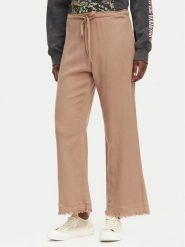 Roxy Spodnie materiałowe Nazare Surf Spot ERJX603457 Brązowy Regular Fit. Brązowe spodnie materiałowe damskie Roxy, bez wzorów, z materiału. Za 299.99 zł.