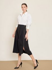 BGN Spódnica w kolorze czarnym rozmiar: 40. Czarne spódnice damskie BGN, na co dzień, bez wzorów, z tkaniny, midi. Za 143.99 zł.