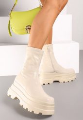 Beżowe Botki Lakierowane na Platformie Neniefra. Brązowe botki damskie Renee, z jeansu, eleganckie, bez obcasa, na platformie, bez zapięcia. Za 149.99 zł.
