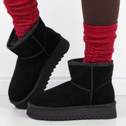 Czarne skórzane ciepłe zimowe mukluki, eskimoski T.Sokolski 531. Czarne śniegowce damskie Sokolski, ze skóry. Za 199.00 zł.