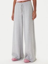 Juicy Couture Spodnie dresowe Annen JCWBJ225320 Szary Wide Leg. Szare spodnie dresowe damskie Juicy Couture, m, bez wzorów, z dresówki. Za 349.99 zł.