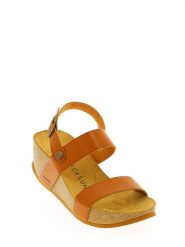 BACKSUN Skórzane sandały "Cali" w kolorze jasnobrązowym na koturnie rozmiar: 40. Brązowe sandały damskie Backsun, bez wzorów, z otwartym noskiem, bez obcasa, na koturnie, bez zapięcia. Za 130.99 zł.