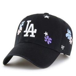 Czapka z daszkiem 47 Brand. Czarne czapki z daszkiem damskie 47 Brand, bez wzorów. Za 109.99 zł.