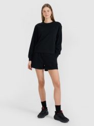 4F Spodenki dresowe damskie - czarne L. Czarne szorty damskie 4F, bez wzorów, z bawełny. Za 59.99 zł.