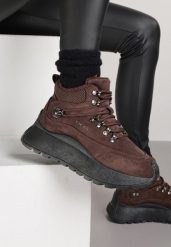 Brązowe Sportowe Sneakersy Śniegowce Vices na Grubej Podeszwie Nellsana. Brązowe obuwie sportowe damskie Born2be, z jeansu, bez zapięcia. Za 119.99 zł.