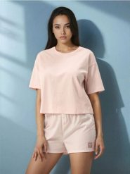 Bawełniana piżama z krótkim rękawem i szortami w paski - różowy. Czerwone piżamy damskie Sinsay, bez wzorów, z bawełny, bez ramiączek. Za 39.99 zł.