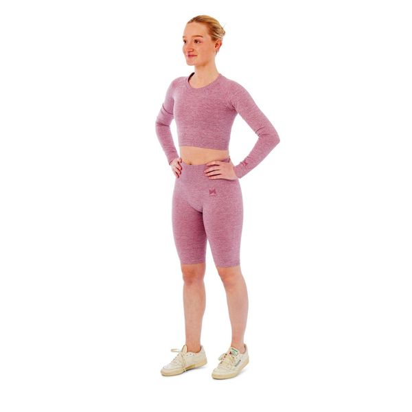 Damski zestaw sportowy Xtreme - krótkie spodenki + sportowy Croptop - Różowy. Czerwone obuwie sportowe damskie XTREME SOCKSWEAR, bez wzorów, na fitness i siłownię. Za 177.99 zł.
