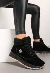 Czarne Sneakersy z Imitacji Zamszu Mocno Ocieplane Futrem Metarilea. Czarne obuwie sportowe damskie Born2be, na zimę, z dzianiny, bez zapięcia. Za 99.99 zł.
