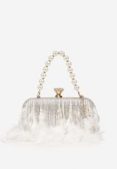 Srebrna Torebka Kopertówka Vices z Łańcuszkiem Zdobiona Piórami i Perłami Fessoria. Szare torebki klasyczne damskie Renee, małe, zdobione, bez dodatków. Za 69.99 zł.
