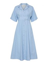 YAS Sukienka koszulowa Astor 26037276 Niebieski Regular Fit. Niebieskie sukienki damskie YAS, bez wzorów, z bawełny, bez ramiączek. Za 249.99 zł.