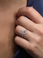 OR Carats Złoty pierścionek z diamentem i kamieniem szlachetnym rozmiar: 56. Niebieskie pierścionki damskie OR Carats, z diamentem, złote. Za 956.99 zł.