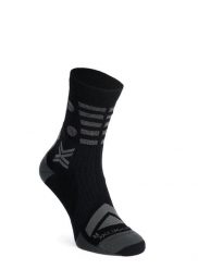 Skarpety rowerowe X-Socks Gravel Perform Merino Crew. Czerwone skarpetki damskie X Socks, bez wzorów, z elastanu. Za 176.00 zł.