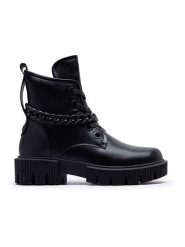 Foreverfolie Botki w kolorze czarnym rozmiar: 39. Czarne botki damskie Foreverfolie, bez obcasa, bez zapięcia. Za 154.43 zł.