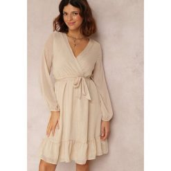 Beżowa Sukienka Iphina. Brązowe sukienki damskie Renee, z aplikacjami, z materiału, eleganckie, bez ramiączek. W wyprzedaży za 91.99 zł.