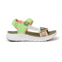 Sandały turystyczne TRAPANI – zapięcie na podwójny rzep, podeszwa EVA i komfort. Zielone sandały damskie Izas, bez wzorów, bez obcasa, bez zapięcia. W wyprzedaży za 226.04 zł.