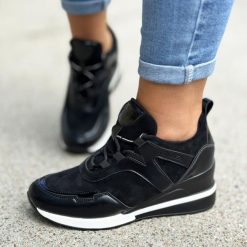 Czarne sneakersy półbuty damskie Vinceza 10743. Czarne obuwie sportowe damskie VINCEZA, ze skóry, bez zapięcia. Za 129.00 zł.