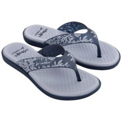 Japonki Rider Aqua Vi Fem 83635AZ074 niebieskie. Niebieskie klapki damskie bez wzorów, z gumy, bez obcasa, bez zapięcia. Za 236.98 zł.