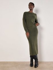 Apricot Sweter w kolorze khaki rozmiar: S. Brązowe swetry klasyczne damskie Apricot, s, bez kołnierzyka. Za 101.23 zł.