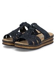 Rieker Klapki w kolorze granatowym rozmiar: 42. Niebieskie klapki damskie Rieker, bez wzorów, z otwartym noskiem, bez obcasa, na koturnie, bez zapięcia. Za 172.89 zł.