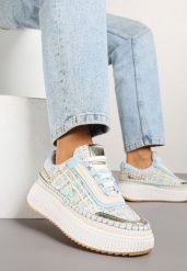 Biało-Niebieskie Sneakersy na Grubej Podeszwie Zdobione Tweedem i Przeszyciami Ulamoriela. Białe obuwie sportowe damskie Born2be, z jeansu, bez zapięcia. Za 109.99 zł.