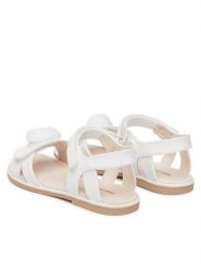 Mayoral Sandały 45732.11 Biały. Białe sandały dziewczęce Mayoral, ze skóry, bez obcasa, bez zapięcia. Za 229.99 zł.