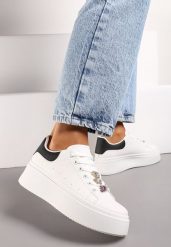 Biało-Czarne Sneakersy na Platformie z Biżuteryjnymi Aplikacjami na Sznurówkach Noonia. Białe obuwie sportowe damskie Born2be, z jeansu, bez zapięcia. Za 89.99 zł.