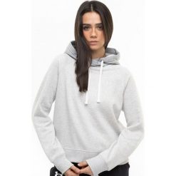 Bluza sportowa damska Under Armour Rival Fleece CB Hoodie. Białe bluzy damskie Under Armour, bez wzorów, bez kaptura. Za 109.00 zł.