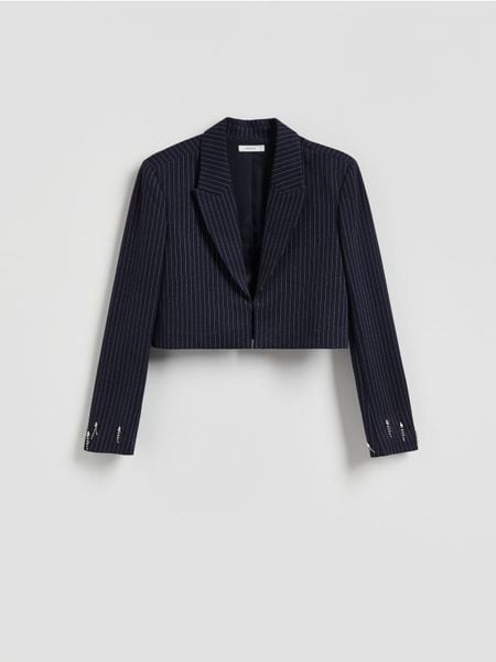 Krótka marynarka z aplikacjami - granatowy. Niebieskie marynarki i żakiety damskie Reserved, l, z aplikacjami, z tkaniny. Za 159.99 zł.