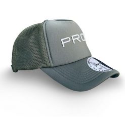 Czapka z daszkiem i siatka PROS one size. Zielone czapki z daszkiem damskie PROS, bez wzorów. Za 119.00 zł.