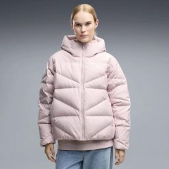 Damska kurtka puchowa z kapturem PUMA. Czerwone kurtki damskie Puma, l, bez wzorów, z materiału, z kapturem. Za 929.00 zł.