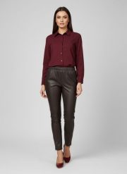 Eleganckie czekoladowe spodnie BengaMetallic04 7/8 o kroju slim fit PLUS SIZE XXL OVERSIZE JESIEŃ. Brązowe spodnie materiałowe damskie Moda Size Plus Iwanek, bez wzorów, z elastanu. Za 199.90 zł.