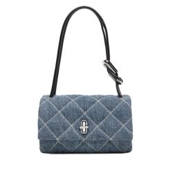Torebka Marc Jacobs. Niebieskie torebki klasyczne damskie Marc Jacobs, z denimu, bez dodatków. Za 1,499.00 zł.