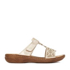 Klapki Rieker. Żółte klapki damskie Rieker, bez wzorów, bez obcasa, bez zapięcia. Za 289.99 zł.